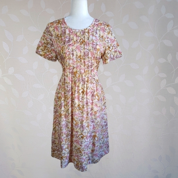 Vintage 90s Romantic Floral Pleat Front Knee Length Dress Bentley Yellow Pink 6 - Picture 4 of 16